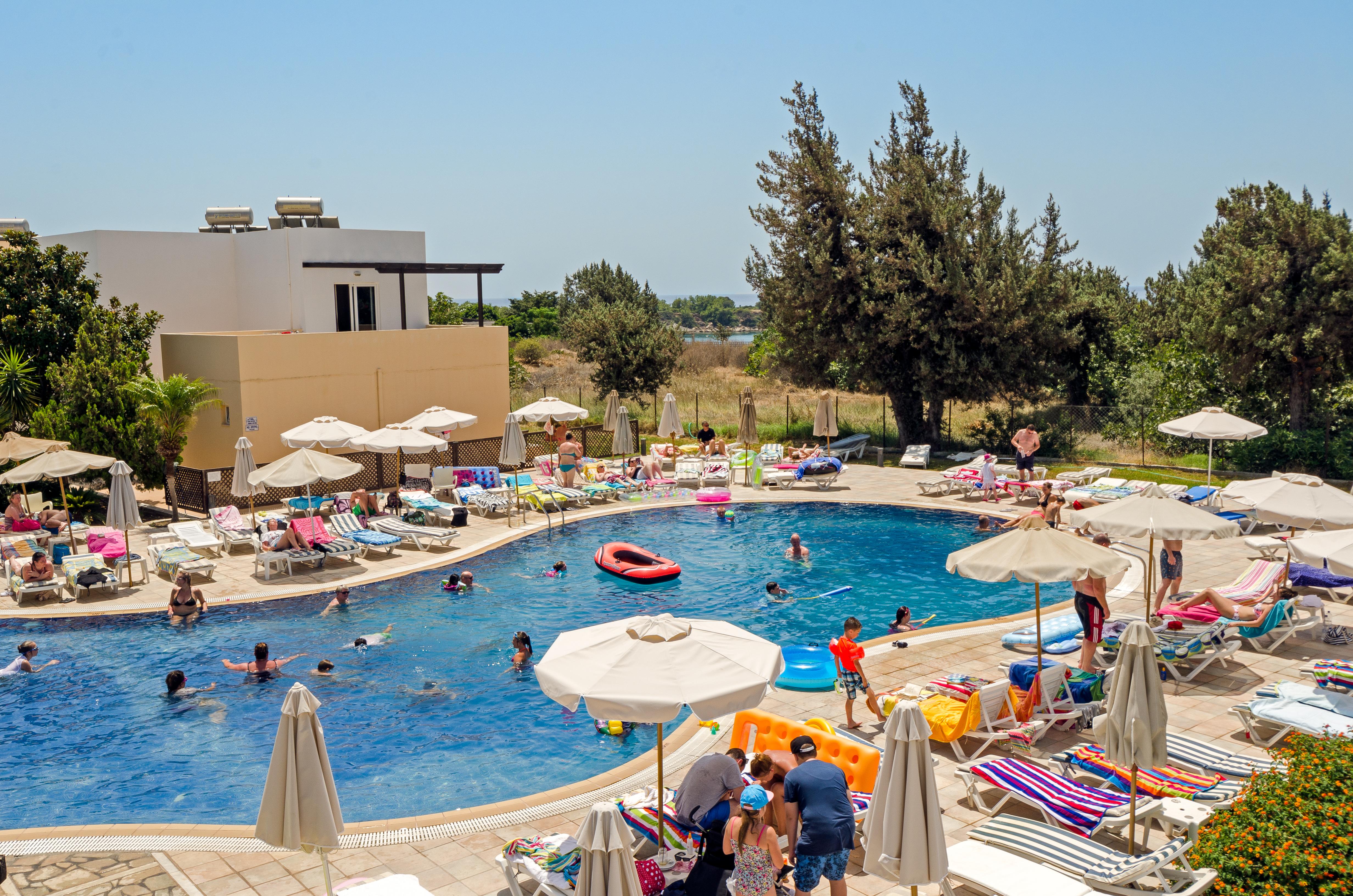 Matina Pefkos Aparthotel Pefki  Bagian luar foto
